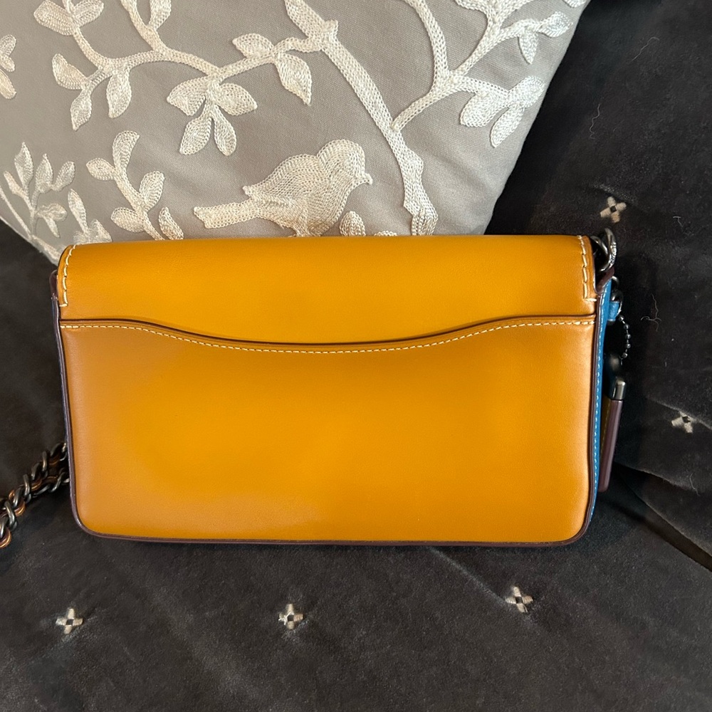 Coach Quilted Dinky Color Block Ombré Crossbody Bag in Goldenrod/River - Picture 3 of 8